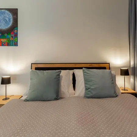 Ksiezycowy - Mlyn Maria - Art Wrocław